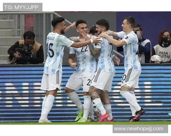 日本与哥伦比亚激战回顾：精彩瞬间与战术分析全记录