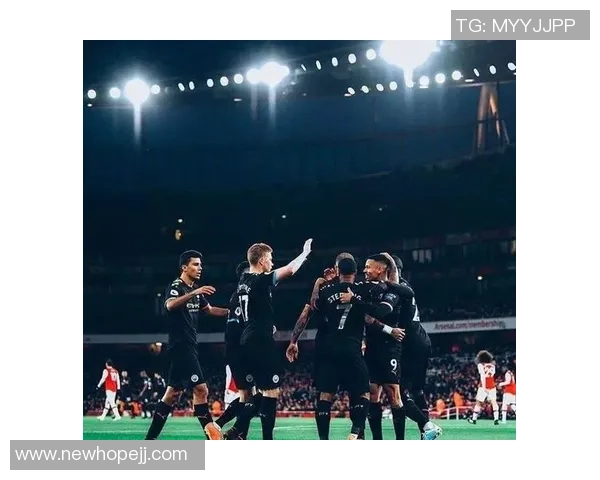 真特与华伦西亚的精彩对决揭示了足球战术与团队合作的重要性 真特与华伦西亚的精彩对决揭示了足球战术与团队合作的重要性